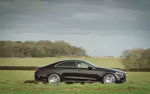   Mercedes-Benz CLS 400 d 4MATIC AMG Line UK-spec - 2018