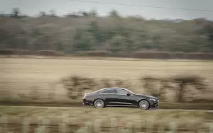   Mercedes-Benz CLS 400 d 4MATIC AMG Line UK-spec - 2018