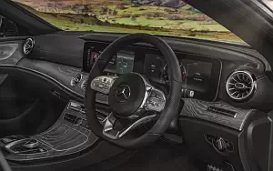   Mercedes-Benz CLS 400 d 4MATIC AMG Line UK-spec - 2018