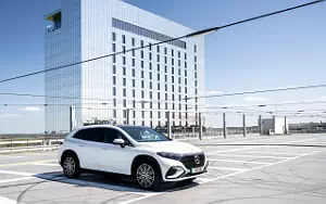   Mercedes-Benz EQS SUV 450 4MATIC AMG Line UK-spec - 2023