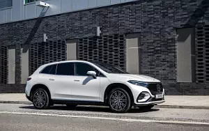   Mercedes-Benz EQS SUV 450 4MATIC AMG Line UK-spec - 2023