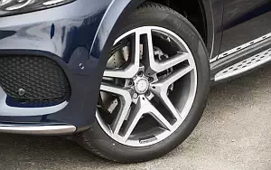   Mercedes-Benz GLS 350 d 4MATIC AMG Line UK-spec - 2016