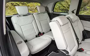   Mercedes-Benz GLS 350 d 4MATIC AMG Line UK-spec - 2016