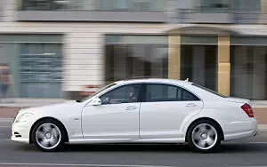  Mercedes-Benz S350 CDI AMG Sports Package UK-spec - 2009