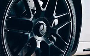   Mercedes-AMG S 63 4MATIC+ UK-spec - 2017