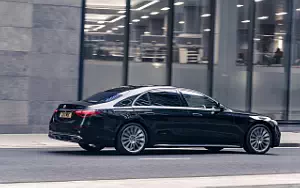   Mercedes-Benz S 580 e L AMG Line UK-spec - 2022