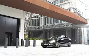   Mercedes-Benz S 580 e L AMG Line UK-spec - 2022