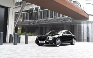   Mercedes-Benz S 580 e L AMG Line UK-spec - 2022