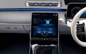   Mercedes-Benz S 580 e L AMG Line UK-spec - 2022