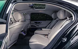   Mercedes-Benz S 580 e L AMG Line UK-spec - 2022