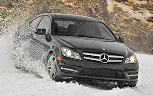   Mercedes-Benz C350 4MATIC Coupe US-spec - 2013