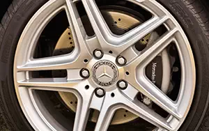   Mercedes-Benz C350 Coupe US-spec - 2013