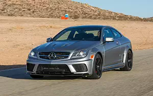   Mercedes-Benz C63 AMG Black Series Coupe US-spec - 2013