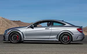   Mercedes-Benz C63 AMG Black Series Coupe US-spec - 2013