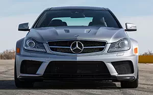   Mercedes-Benz C63 AMG Black Series Coupe US-spec - 2013