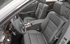   Mercedes-Benz E350 BlueTEC US-spec - 2011