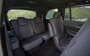   Mercedes-Benz GLS 580 4MATIC AMG Line (Diamond White) US-spec - 2019