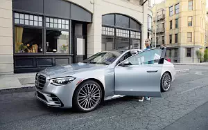   Mercedes-Benz S-class AMG Line US-spec - 2020