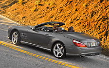   Mercedes-Benz SL550 US-spec - 2013