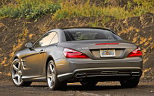   Mercedes-Benz SL550 US-spec - 2013