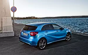 ���� ���������� Mercedes-Benz A200 - 2012