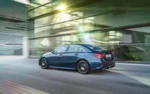   Mercedes-AMG A 35 4MATIC Sedan - 2019