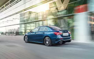   Mercedes-AMG A 35 4MATIC Sedan - 2019