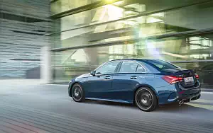   Mercedes-AMG A 35 4MATIC Sedan - 2019