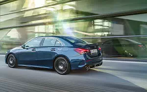   Mercedes-AMG A 35 4MATIC Sedan - 2019