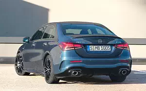   Mercedes-AMG A 35 4MATIC Sedan - 2019