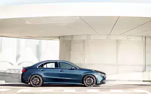   Mercedes-AMG A 35 4MATIC Sedan - 2019