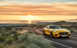   Mercedes-AMG GT S Exterior Night Package - 2014