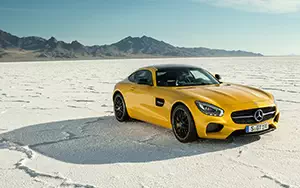   Mercedes-AMG GT S Exterior Night Package - 2014