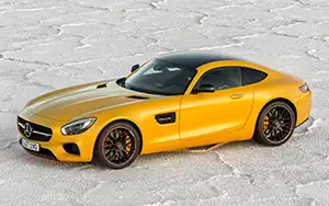   Mercedes-AMG GT S Exterior Night Package - 2014