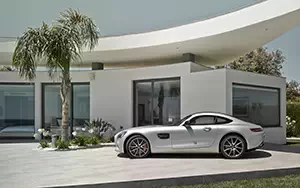   Mercedes-AMG GT S - 2014