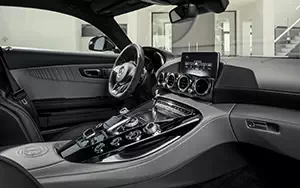   Mercedes-AMG GT S - 2014