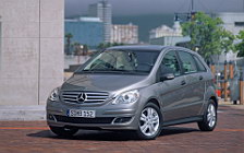   Mercedes-Benz B150 2005