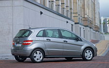   Mercedes-Benz B150 2005
