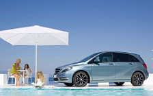   Mercedes-Benz B200 CDI - 2011