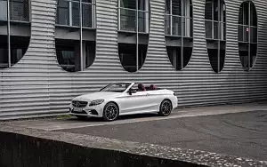   Mercedes-Benz C 300 Cabriolet AMG Line - 2018