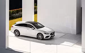   Mercedes-Benz CLA Shooting Brake AMG Line - 2019