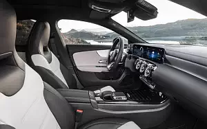   Mercedes-Benz CLA Shooting Brake AMG Line - 2019