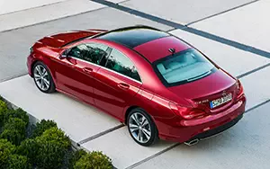   Mercedes-Benz CLA220 CDI - 2013