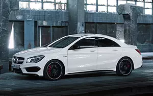   Mercedes-Benz CLA45 AMG - 2013