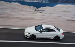   Mercedes-Benz CLA45 AMG - 2013