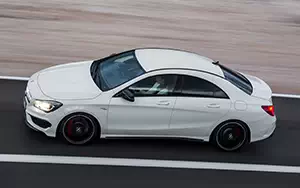   Mercedes-Benz CLA45 AMG - 2013