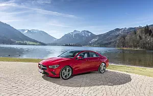   Mercedes-Benz CLA 200 - 2019