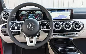   Mercedes-Benz CLA 200 - 2019