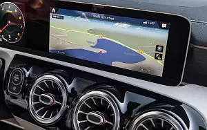   Mercedes-Benz CLA 200 - 2019