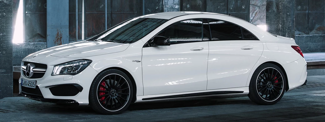   Mercedes-Benz CLA45 AMG - 2013 - Car wallpapers